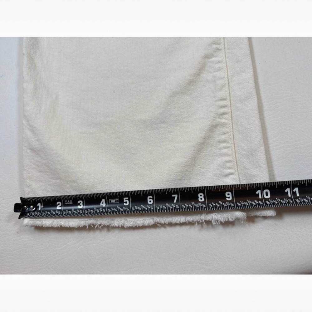 Frame off White Ali Wide Leg
Cropped Wide-Leg Jeans 32 Button Fly L/US 12-14 - Picture 8 of 8